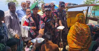 বন্যাদুর্গত মৌলভীবাজারে বিজিবির ফ্রি মেডিকেল ক্যাম্প, ওষুধ ও খাবার বিতরণ